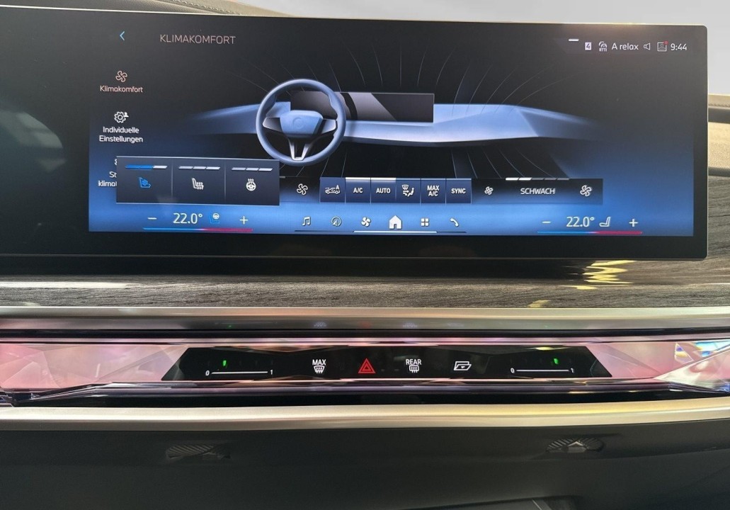 BMW Seria 7 750e xDrive - foto 19