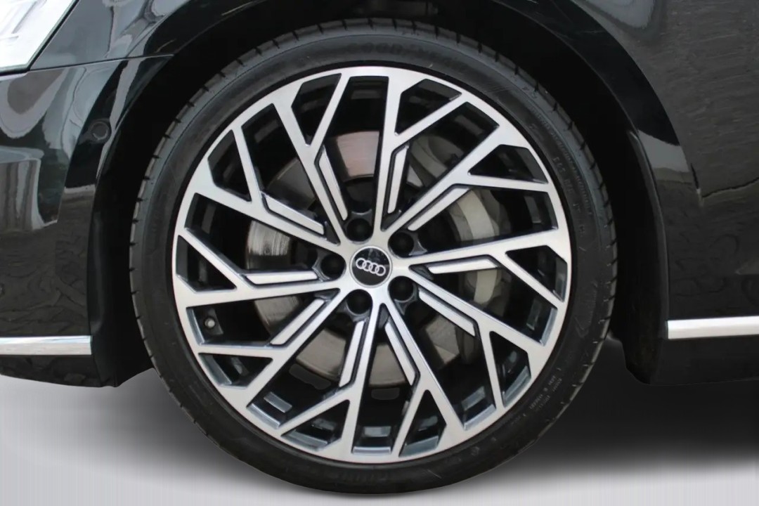 Audi A8 L 60TFSI quattro tiptronic - foto 35