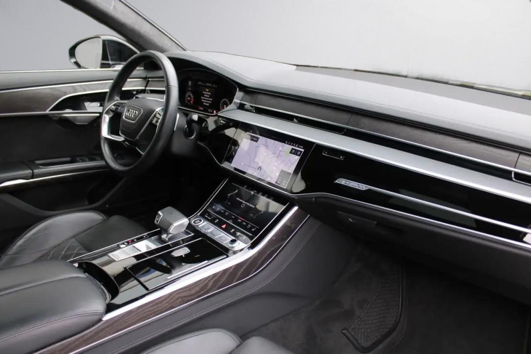 Audi A8 L 60TFSI quattro tiptronic - foto 13