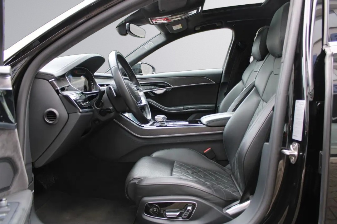 Audi A8 L 60TFSI quattro tiptronic - foto 14
