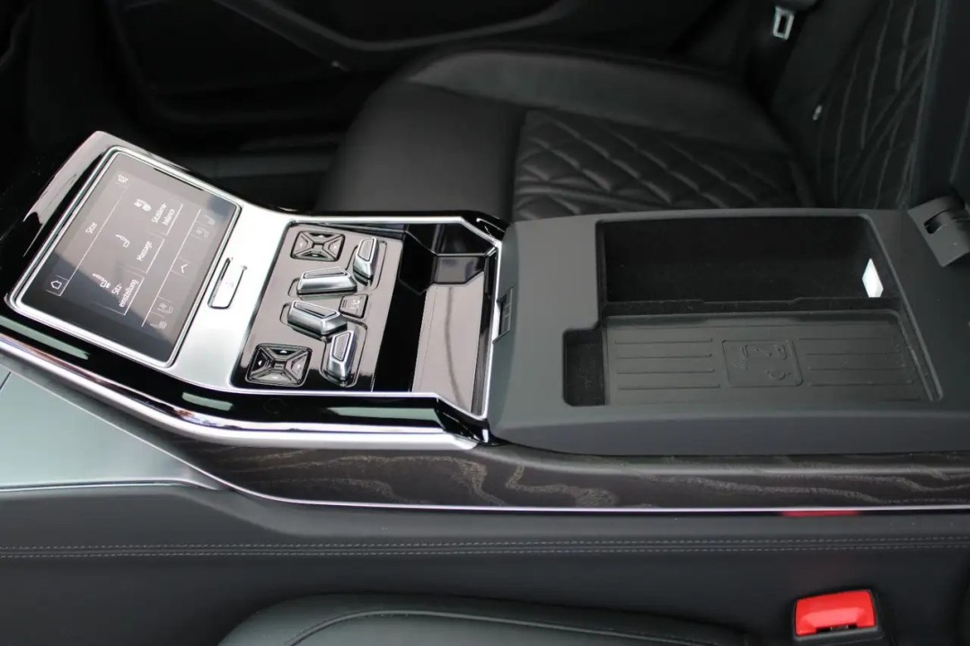 Audi A8 L 60TFSI quattro tiptronic - foto 18