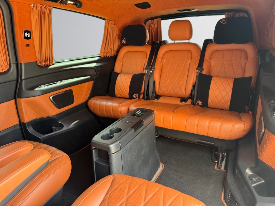 Mercedes-Benz V 300d 4MATIC Extralong VIP - foto 17
