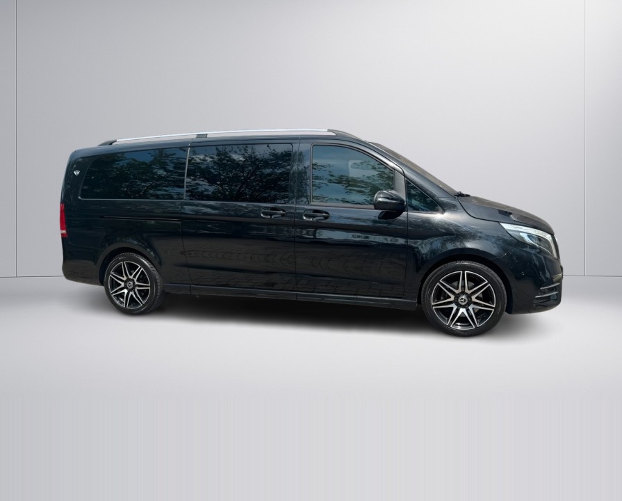 Mercedes-Benz V 300d 4MATIC Extralong VIP (2)