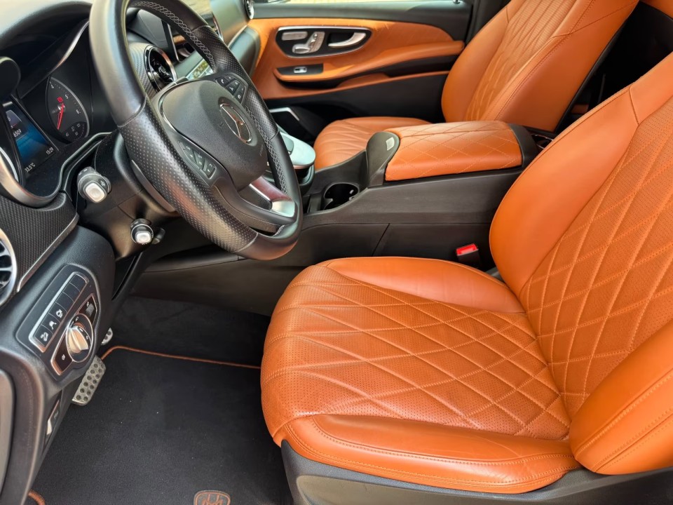 Mercedes-Benz V 300d 4MATIC Extralong VIP - foto 13