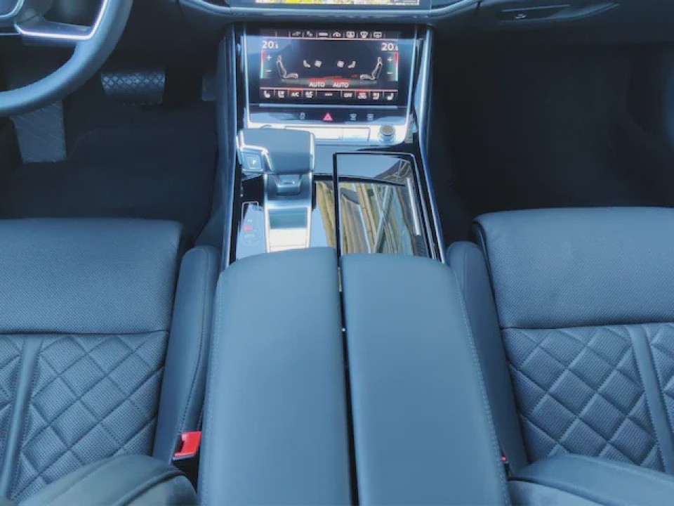 Audi A8 L 60 TFSIe quattro - foto 16