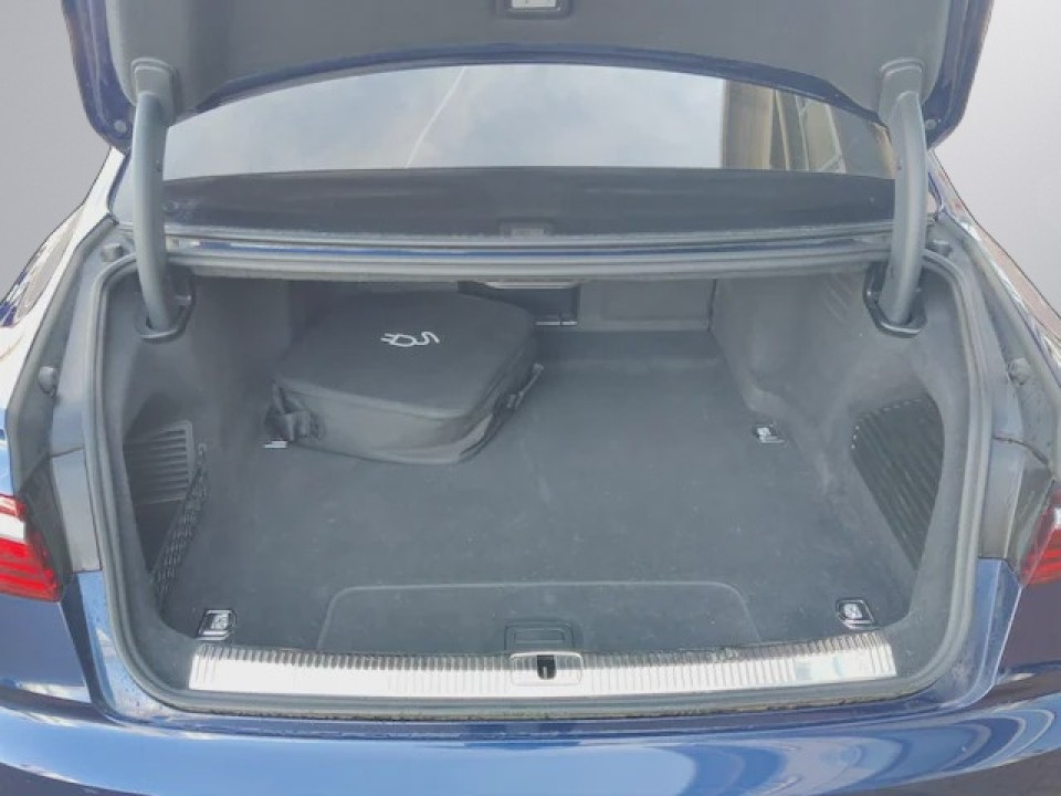Audi A8 L 60 TFSIe quattro - foto 23