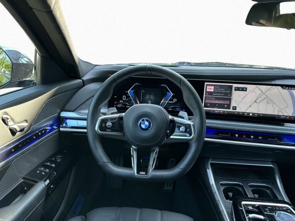 BMW Seria 7 750e xDrive - foto 10