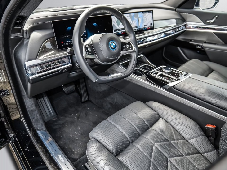BMW Seria 7 750e xDrive - foto 9