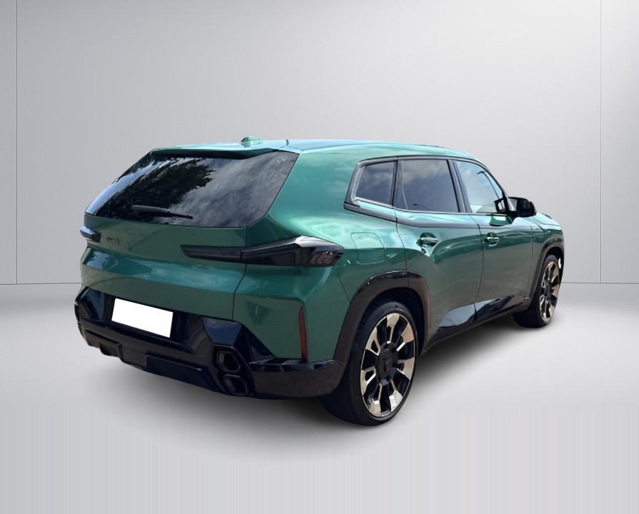 BMW XM 50e (4)