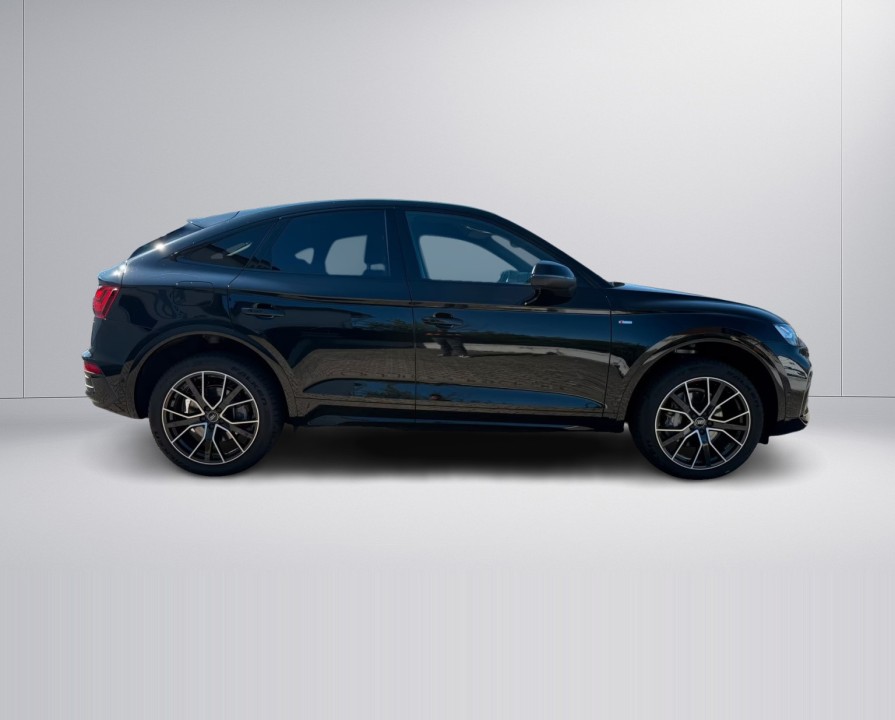 Audi Q5 Sportback 40TFSI quattro S tronic (2)