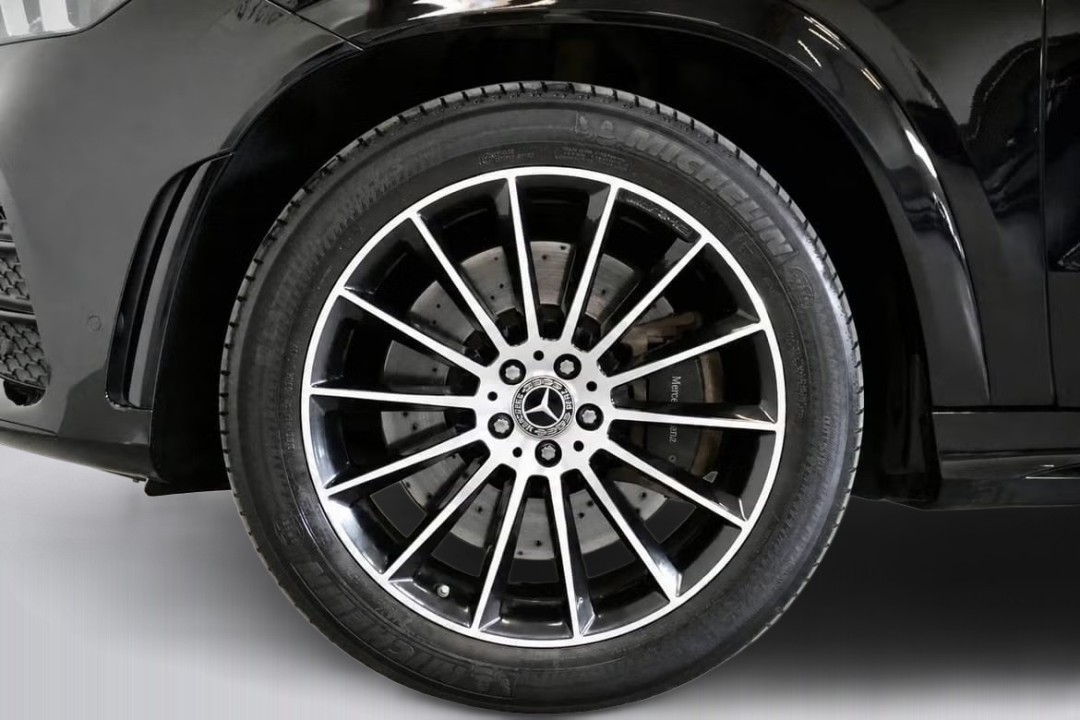 Mercedes-Benz GLE 350de 4MATIC AMG Line - foto 18