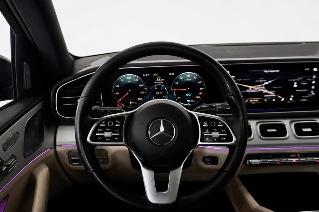 Mercedes-Benz GLE 350de 4MATIC AMG Line - foto 11