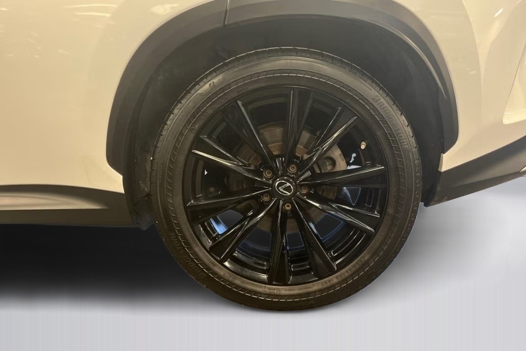 Lexus Seria NX 350h AWD F-Sport - foto 21