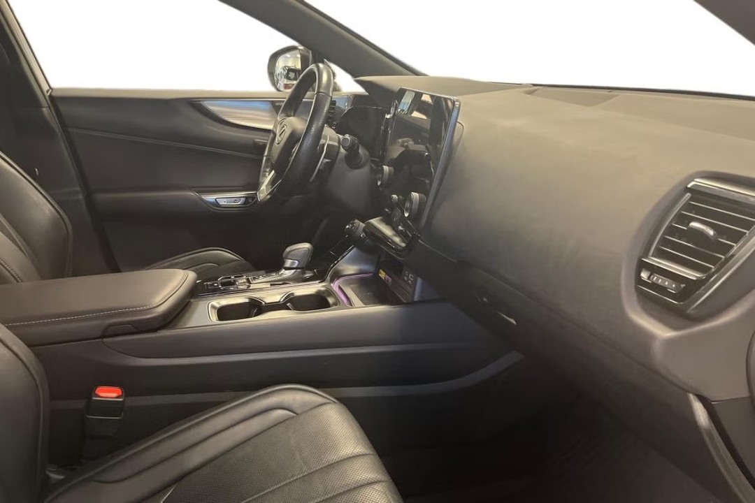 Lexus Seria NX 350h F-Sport - foto 8