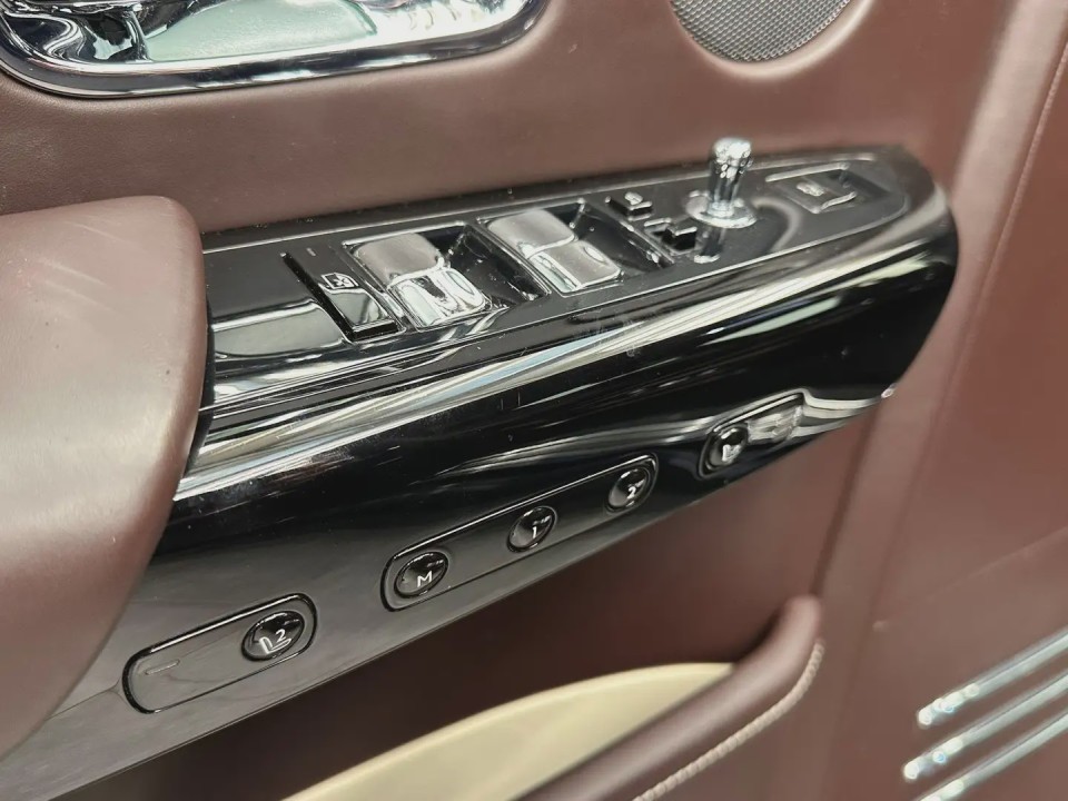 Rolls-Royce Phantom - foto 16