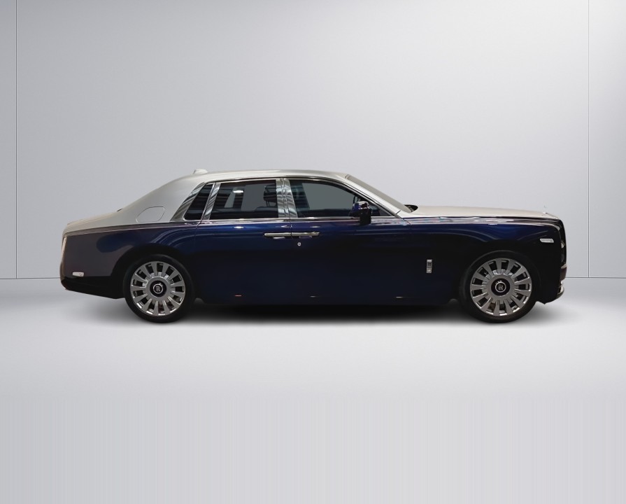 Rolls-Royce Phantom (2)