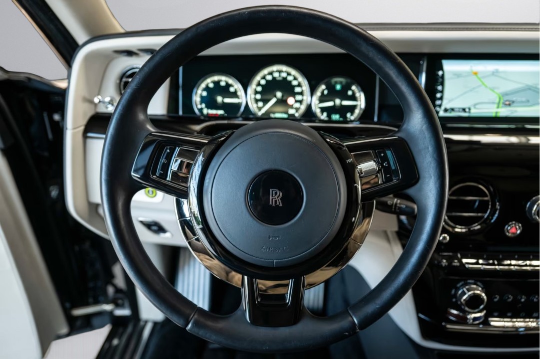 Rolls-Royce Phantom (5)