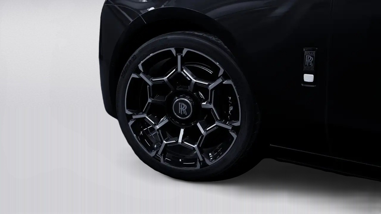 Rolls-Royce Ghost - foto 16