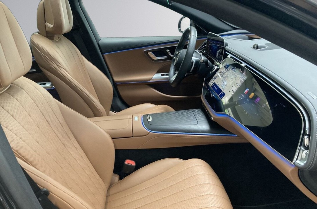 Mercedes-Benz E 300de 4MATIC AMG - foto 10