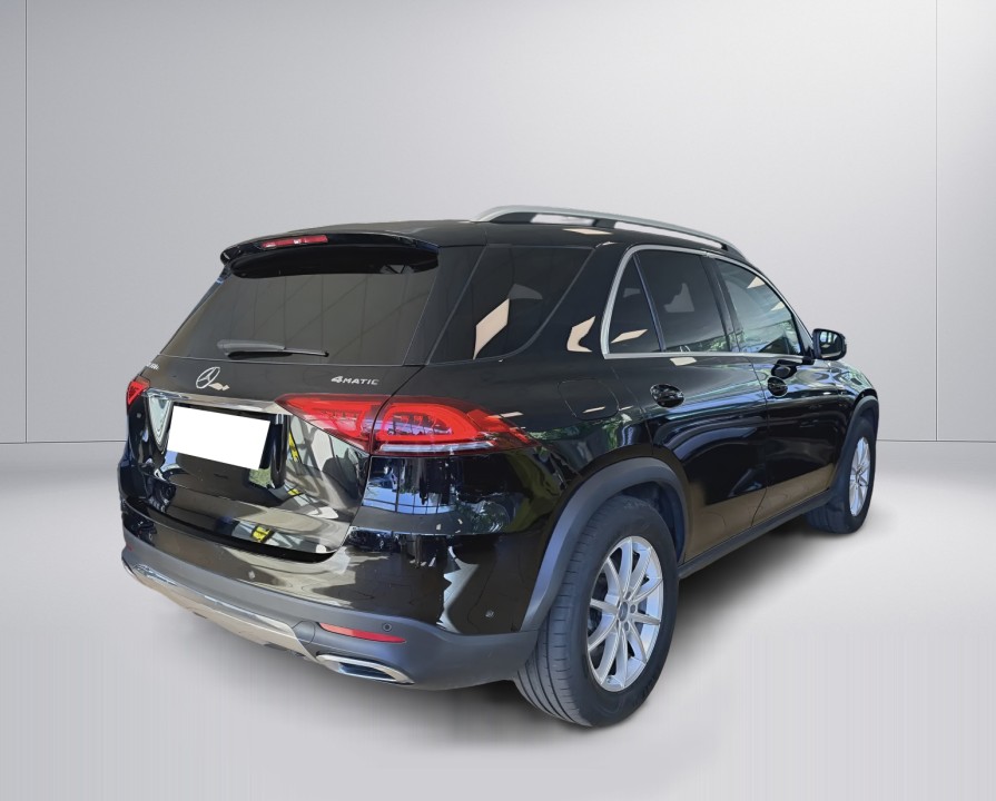 Mercedes-Benz GLE 350e 4MATIC (2)