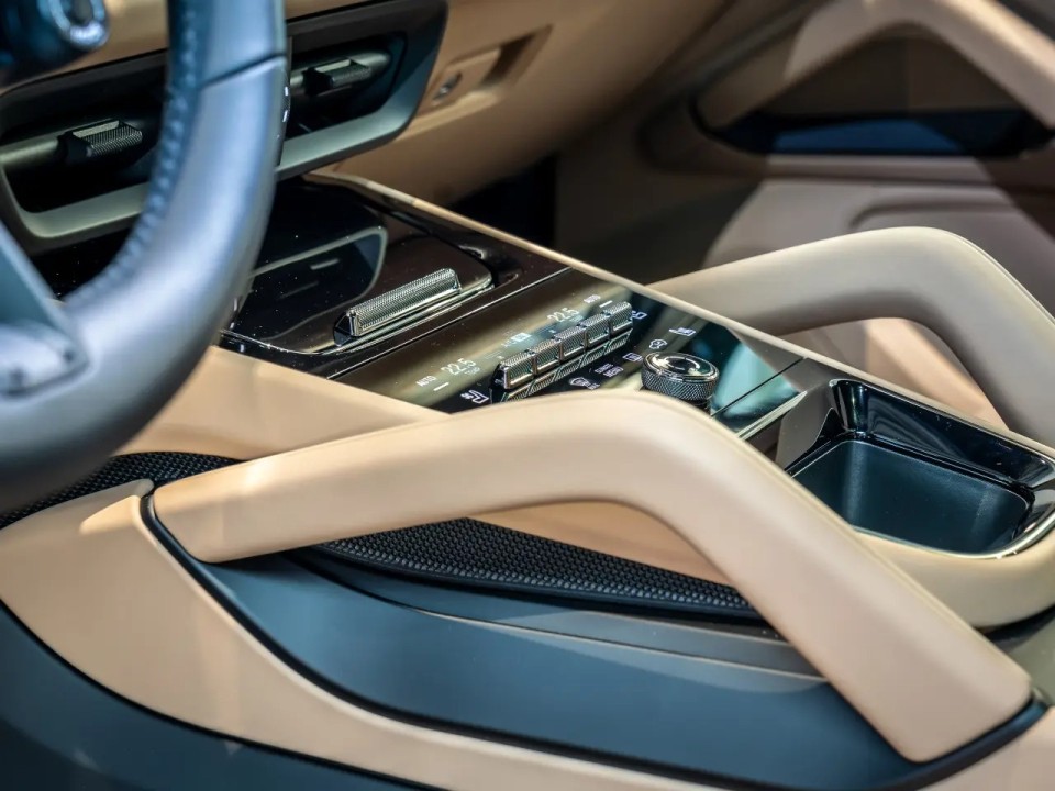 Porsche Cayenne E-Hybrid Black Edition - foto 12