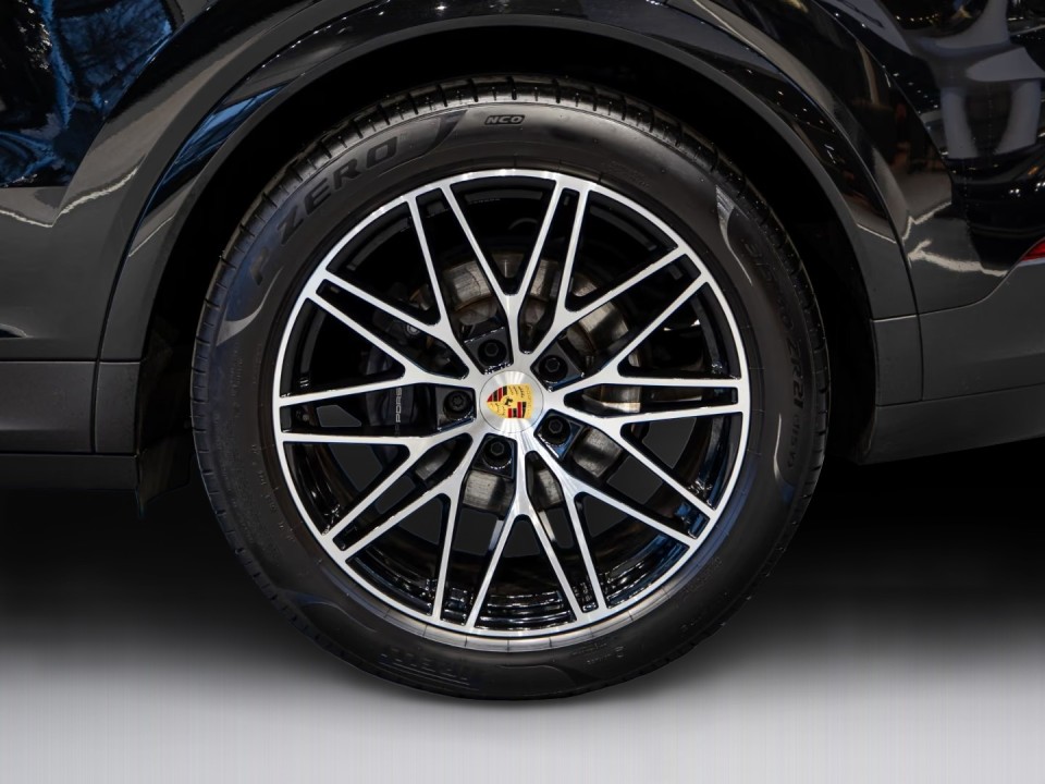 Porsche Cayenne - foto 25