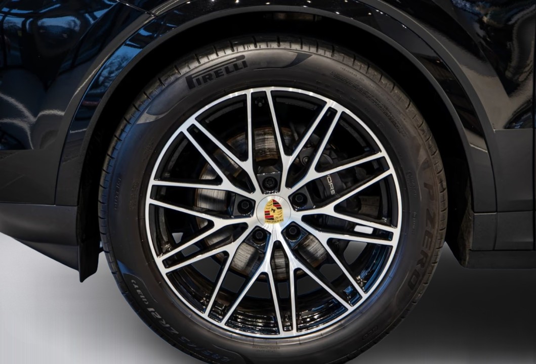 Porsche Cayenne - foto 26