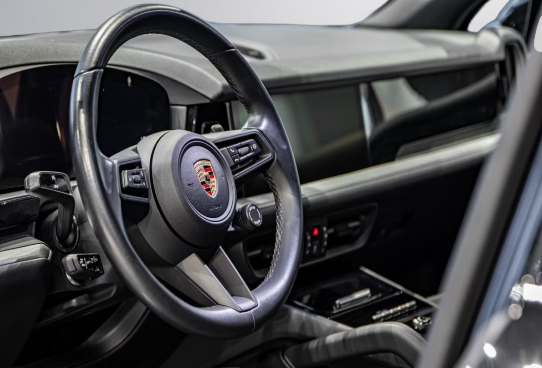 Porsche Cayenne - foto 14