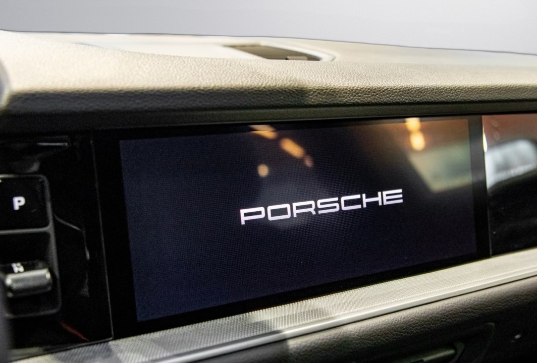 Porsche Cayenne - foto 18