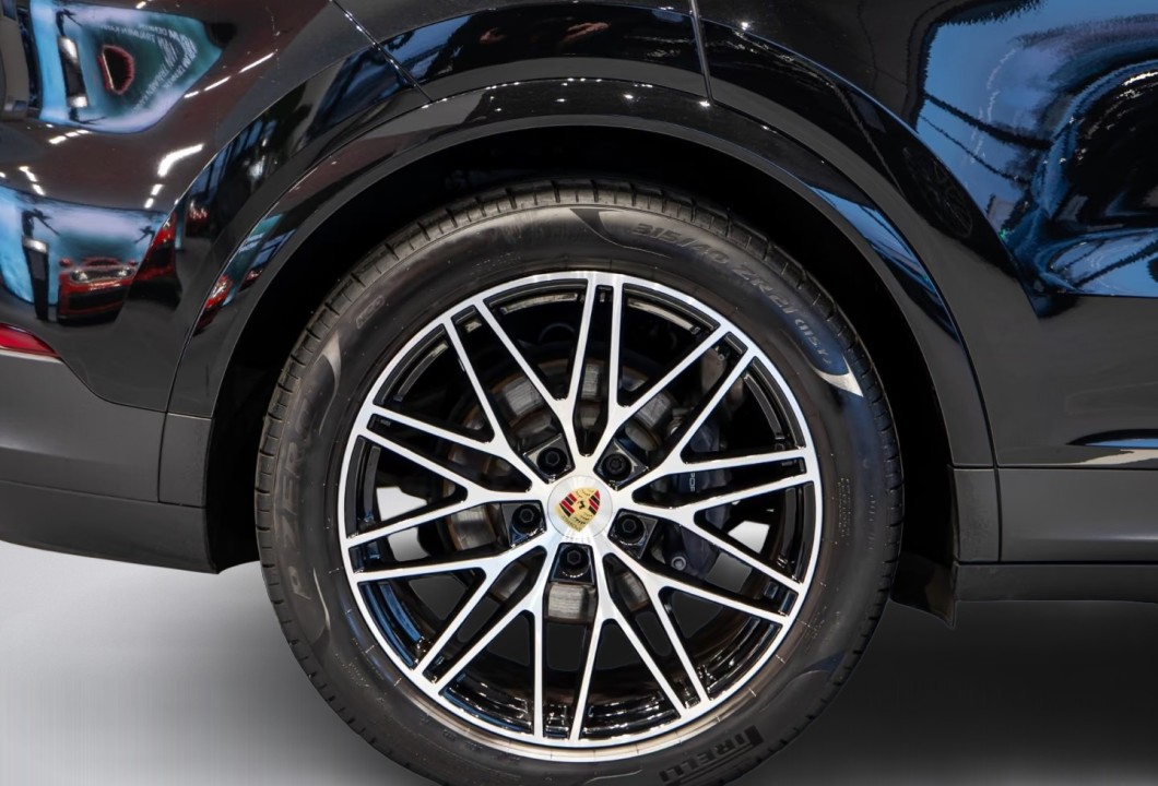 Porsche Cayenne - foto 24