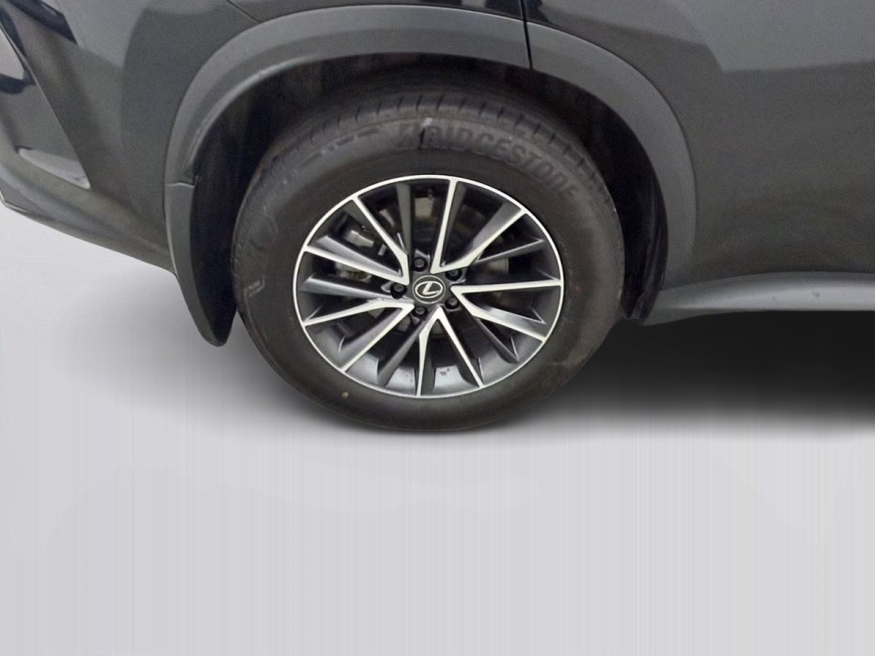Lexus Seria NX 350h AWD Executive - foto 33
