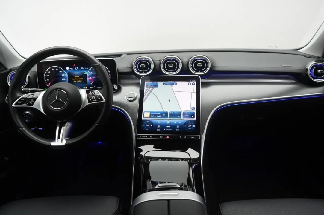 Mercedes-Benz C 300 4MATIC - foto 7