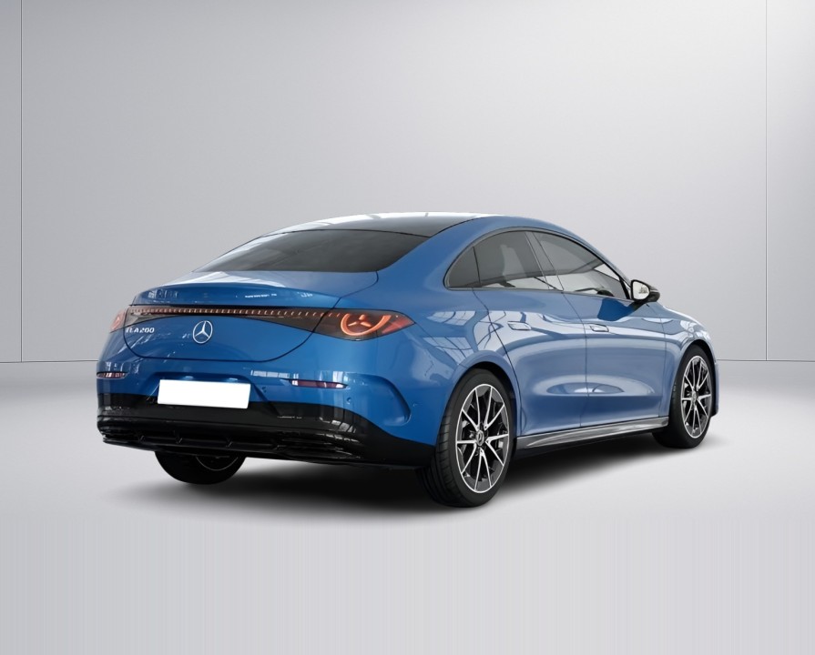 Mercedes-Benz CLA 200 AMG (3)