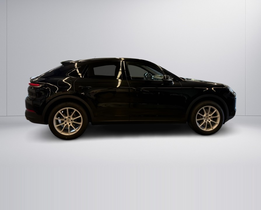 Porsche Cayenne Coupe (2)