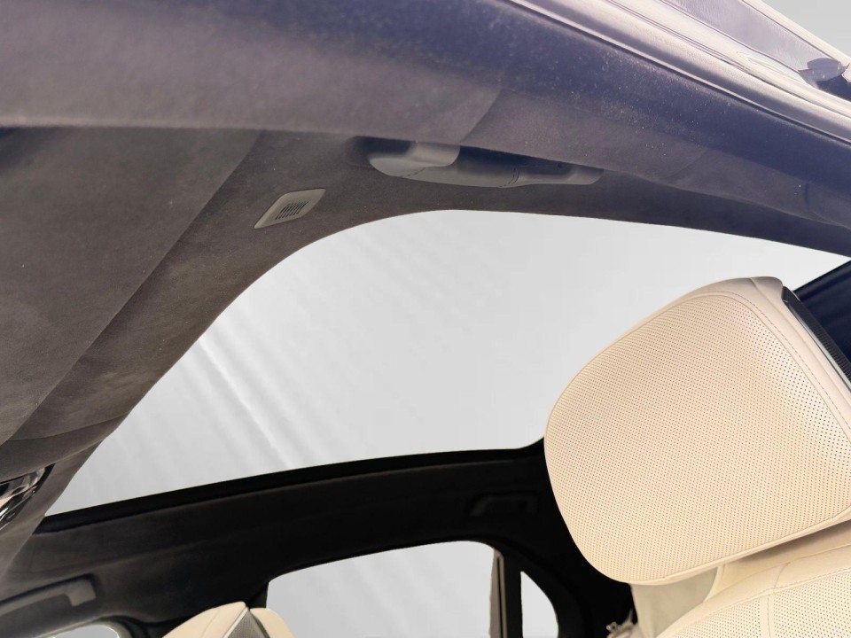 BMW Seria 7 750e xDrive - foto 12