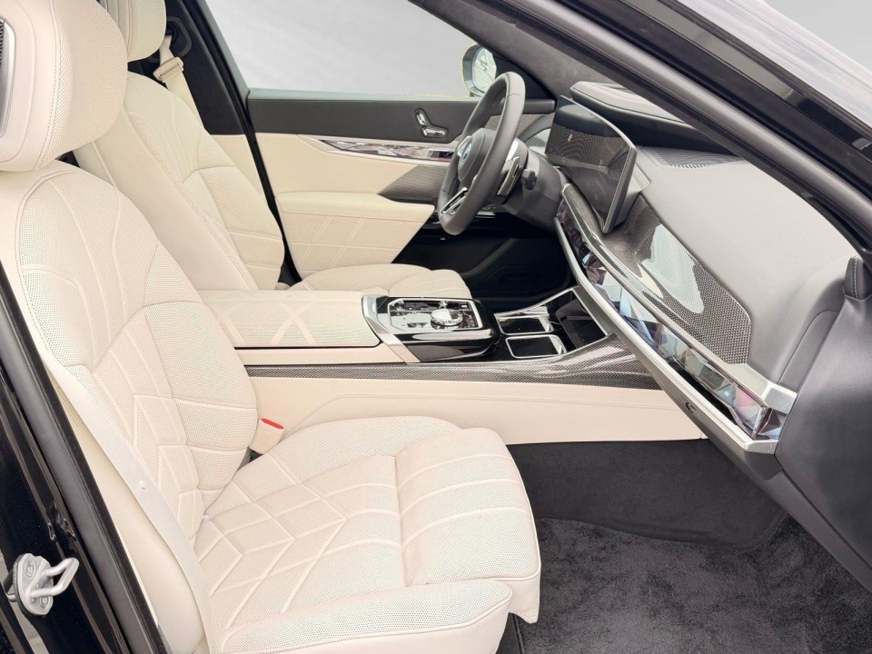 BMW Seria 7 750e xDrive - foto 8