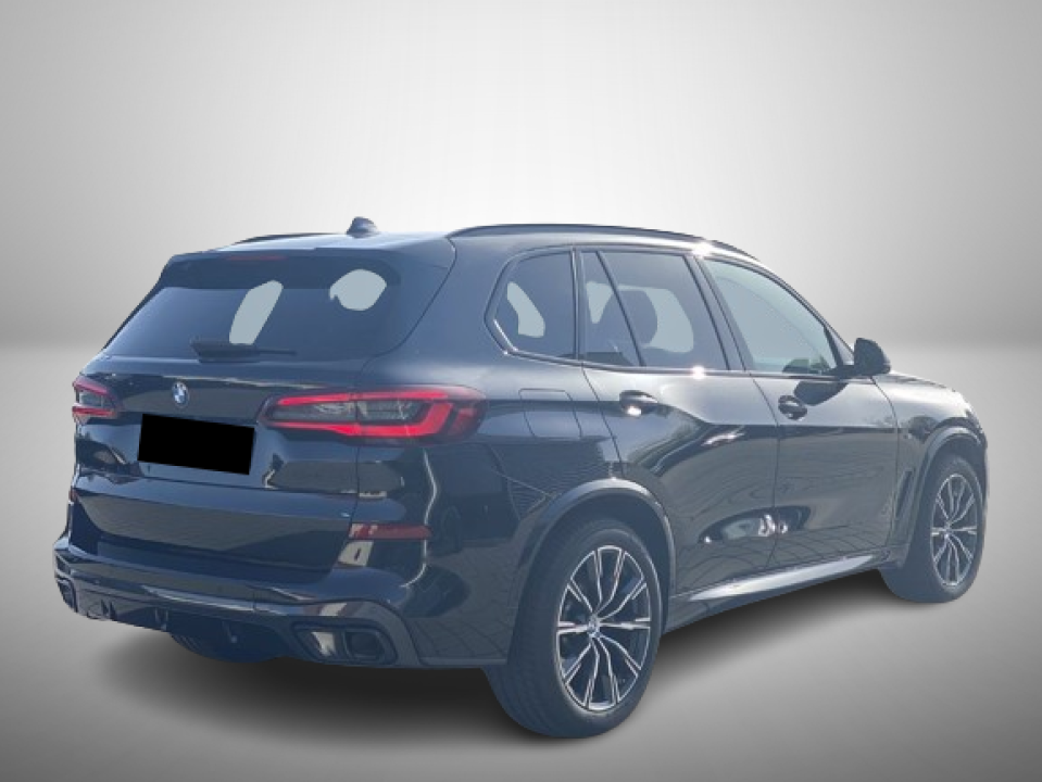 BMW X5 xDrive30d M Sport Package Night (3)