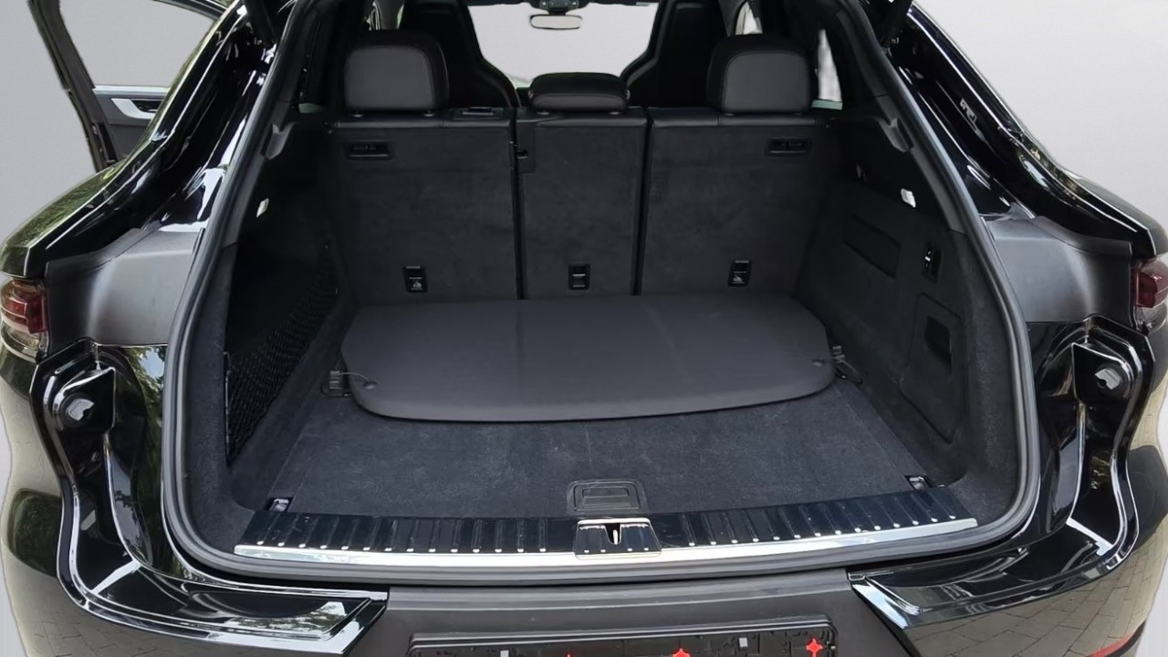 Porsche Cayenne Coupe - foto 21