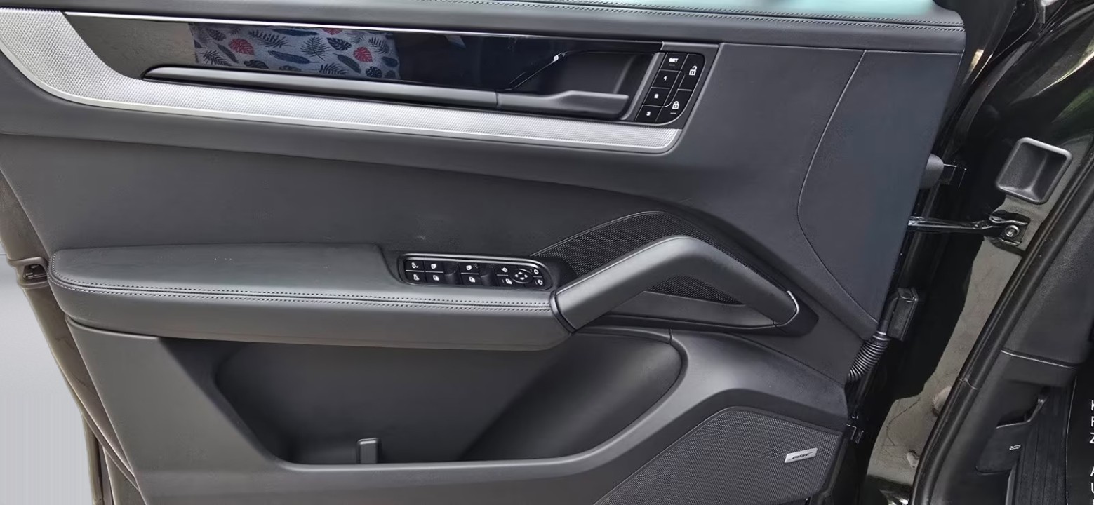 Porsche Cayenne Coupe - foto 19