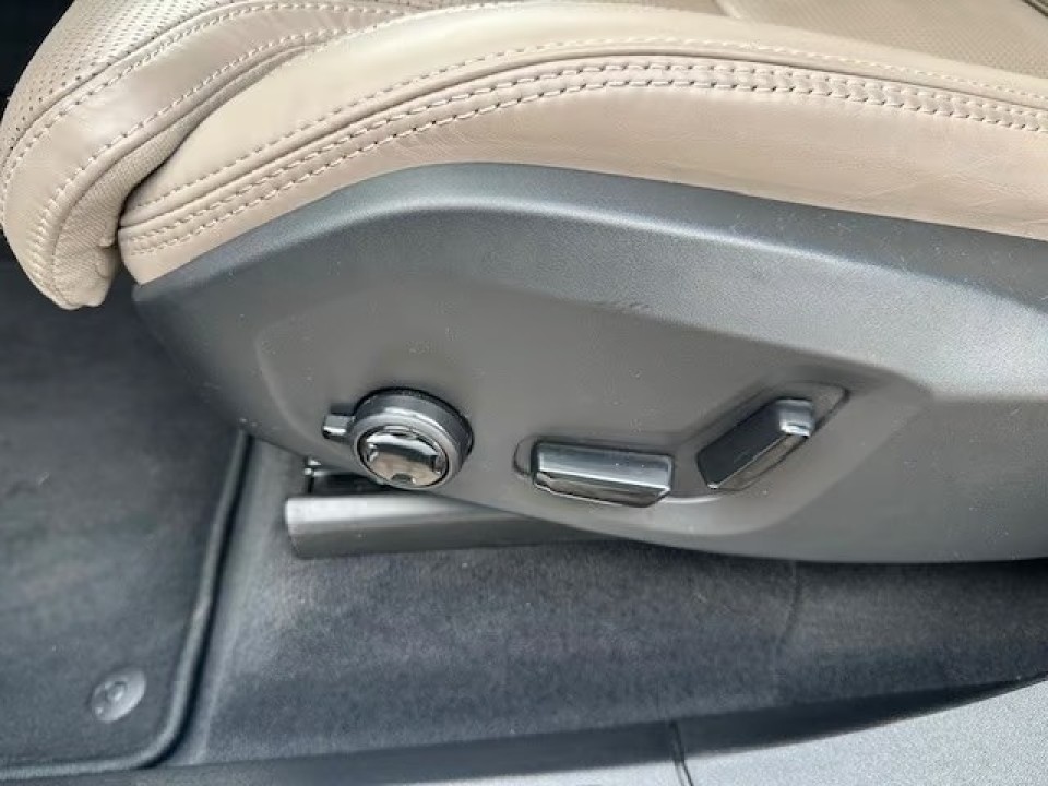 Volvo XC 90 T8 Plus Dark Recharge - foto 13