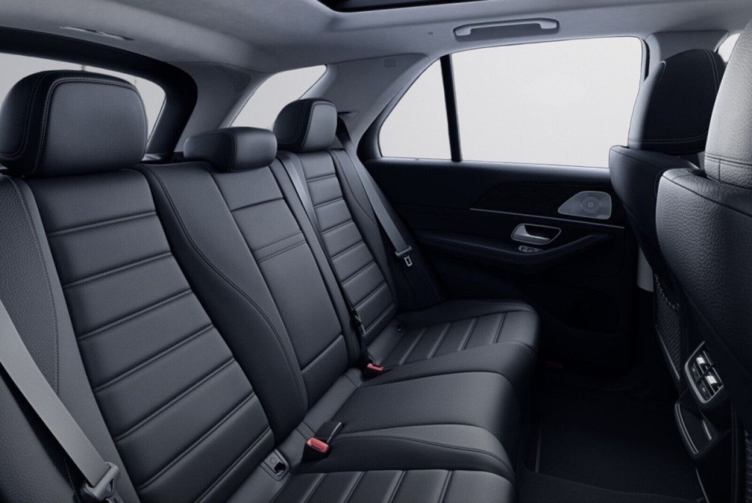 Mercedes-Benz GLE 350de 4MATIC - foto 9