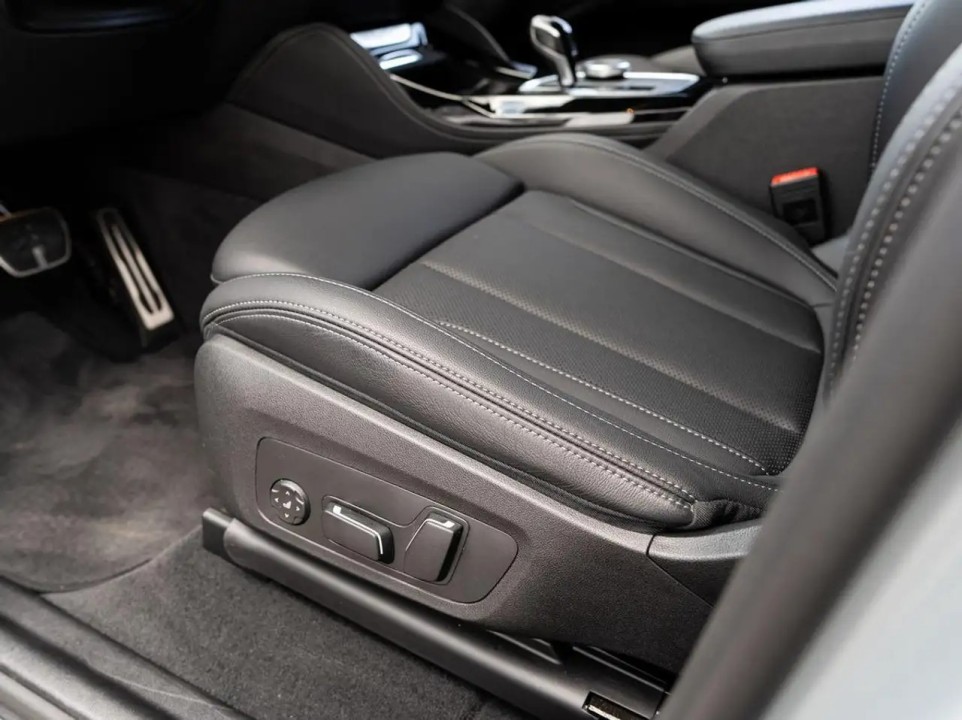 BMW X4 xDrive30d M-Sport - foto 11