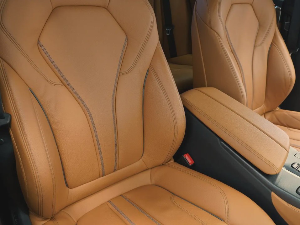 BMW Seria 5 540i M-Sport - foto 7