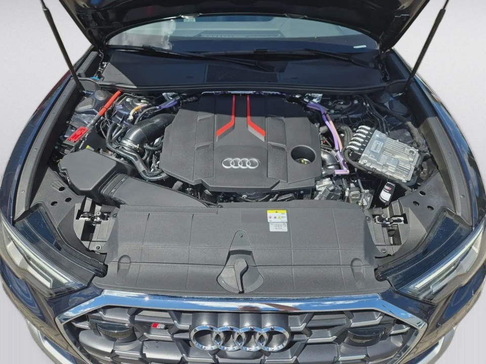 Audi S6 - foto 12