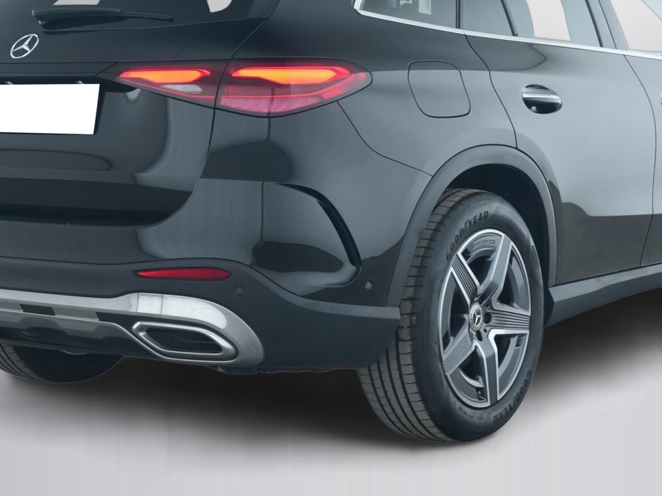 Mercedes-Benz GLC 300d AMG - foto 16