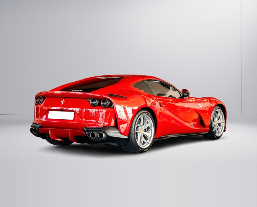 Ferrari 812 Superfast (3)