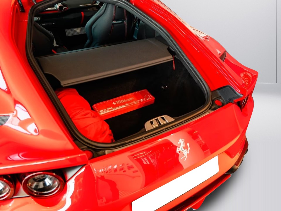 Ferrari 812 Superfast - foto 23