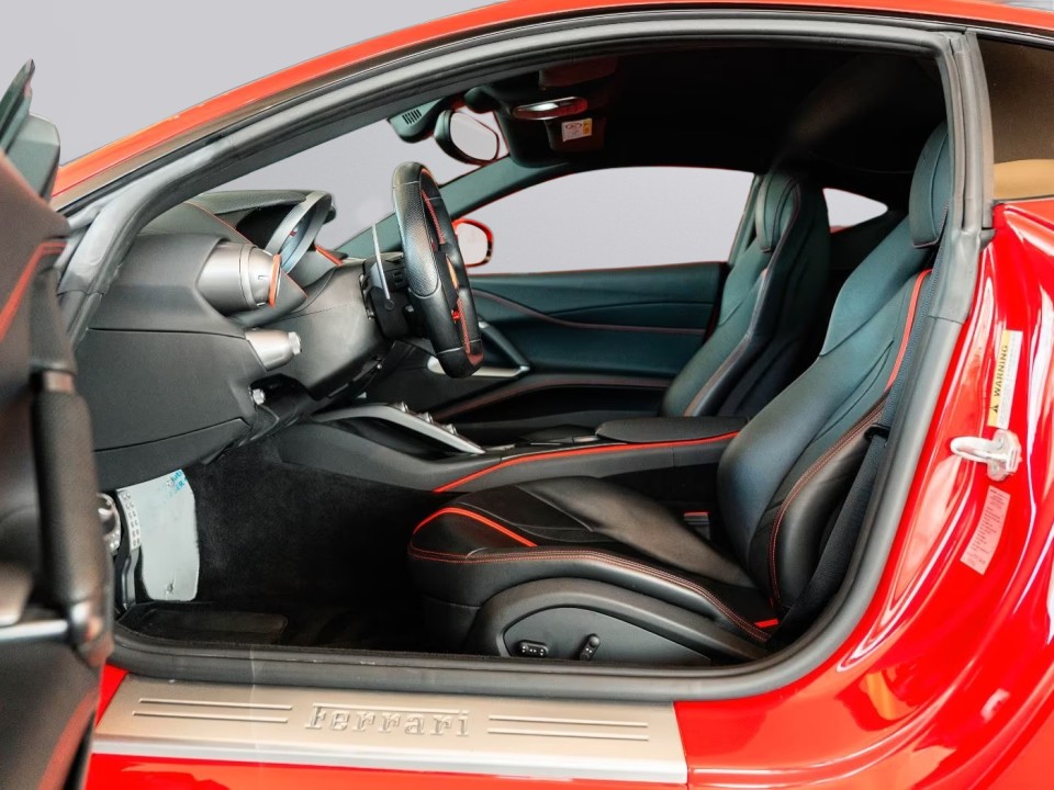 Ferrari 812 Superfast - foto 15