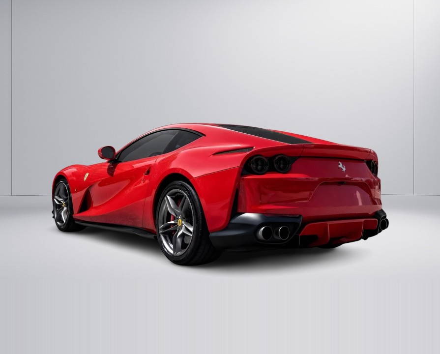 Ferrari 812 Superfast - foto 6