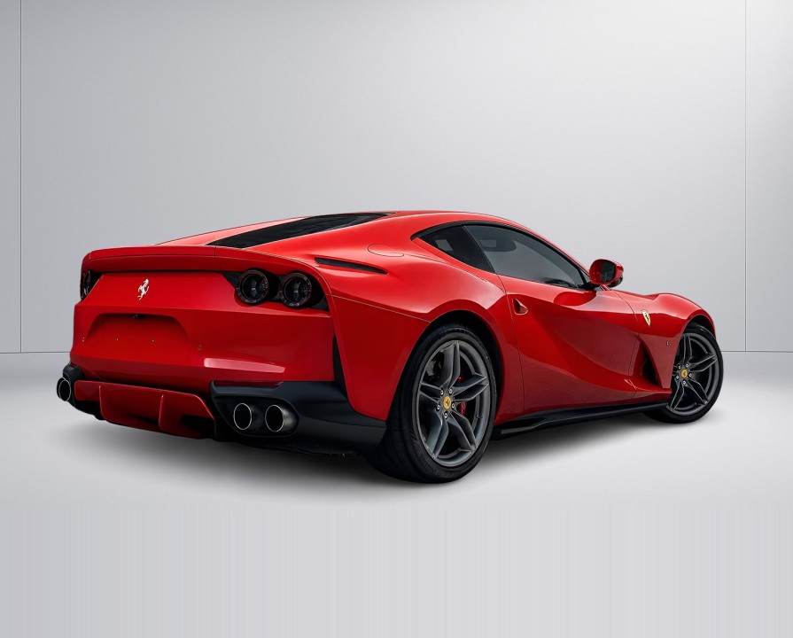 Ferrari 812 Superfast (3)